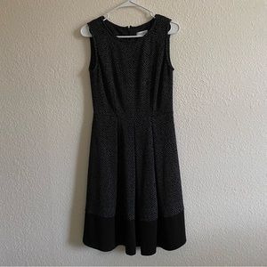 Calvin Klein Size Small Black Sleeveless Dress